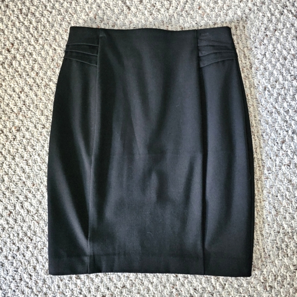 HP🎉 Express Black Pleated Pencil Skirt - Size 8 - Picture 8 of 12